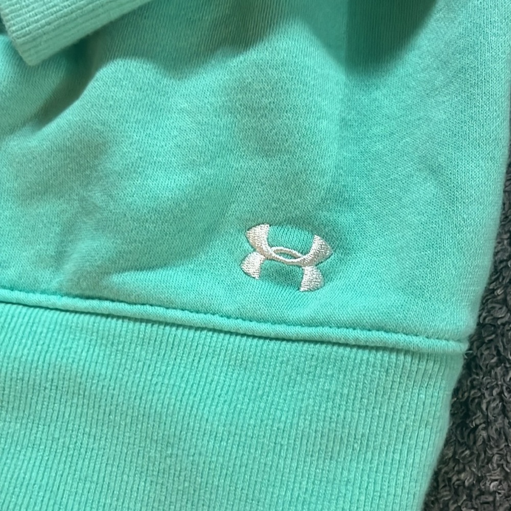 Under Armor crew neck sweatshirt - Picture 2 of 3